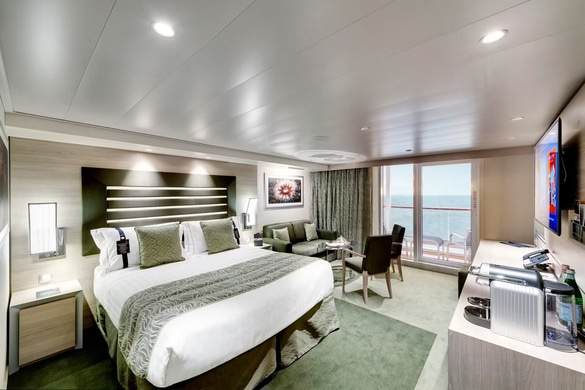 MSC Cruises MSC Grandiosa MSC Yacht Club Deluxe Suite WEB.jpg